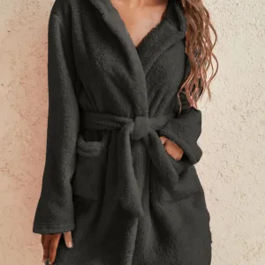 1 piece of women's solid color hooded robe with belt, cozy and warm fleece pajamas for home wear in autumn and winter.